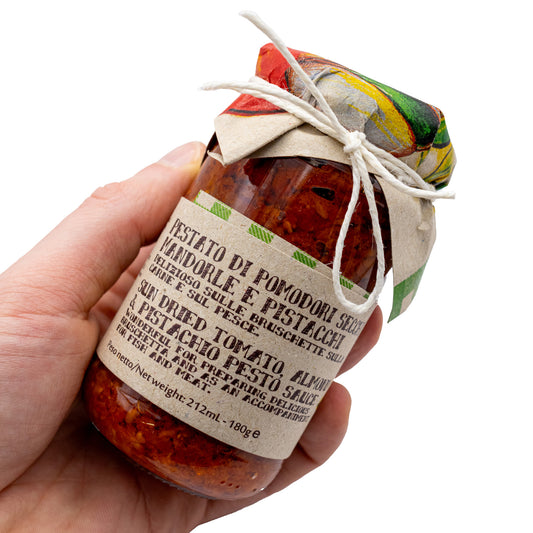 Drcená sušená rajčata s mandlemi a pistáciemi – italská delikatesa (180g)