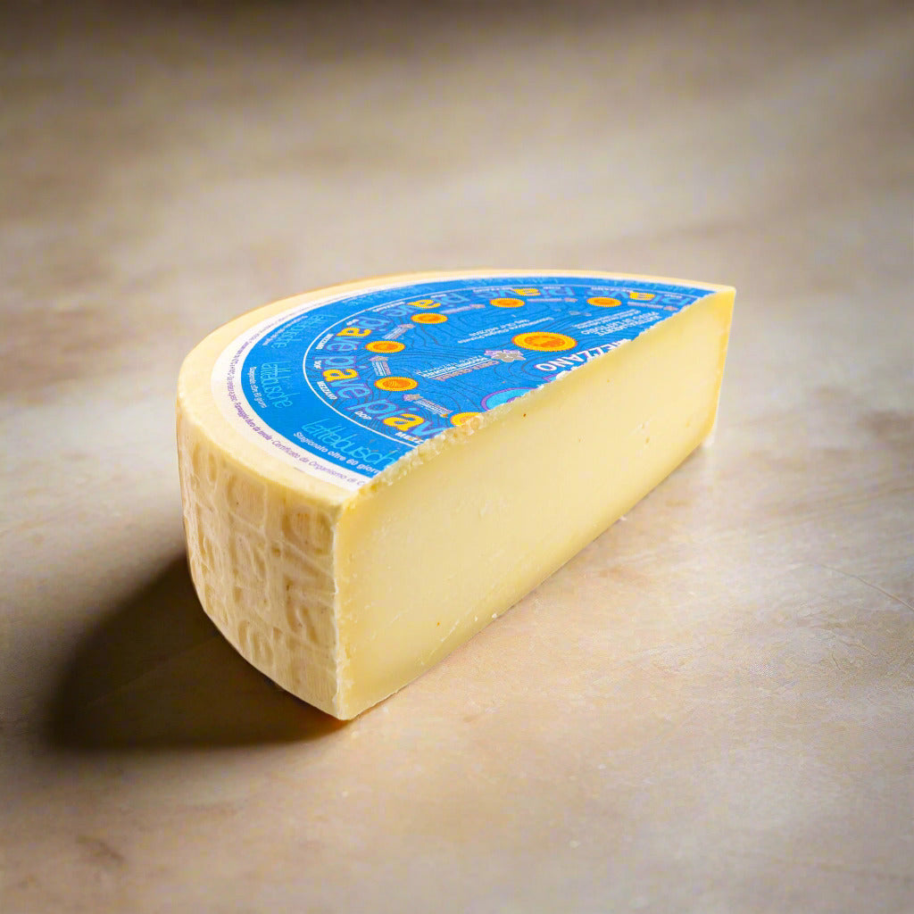 Formaggio Piave Vecchio - Polotvrdý kravský sýr (od 100g)