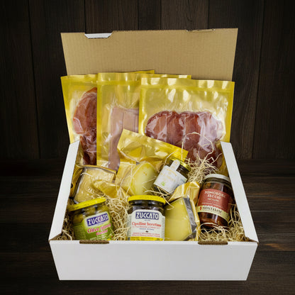 Box s mixem italských delikates na večerní talíř