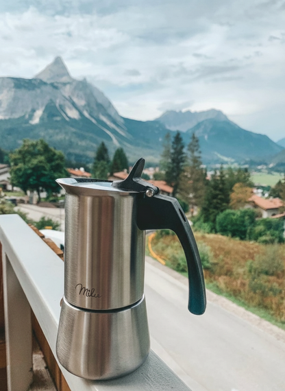 Moka konvička z nerezové oceli pro všechny typy vařičů (na 4 šálky / 200ml) - černé madlo