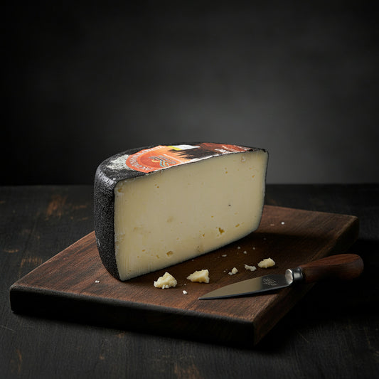 Pecorino Nero – ovčí sýr, klasika s výrazným charakterem (100g)