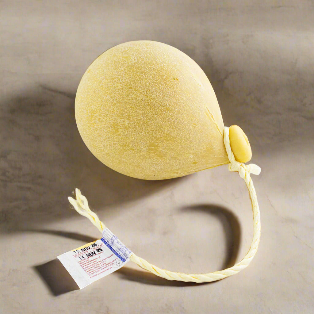 Caciocavallo – kravský vyzrálý sýr (od 100g)