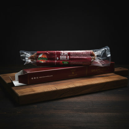 Salám Aquila - oceněný salámek v dárkové krabici (350 g)